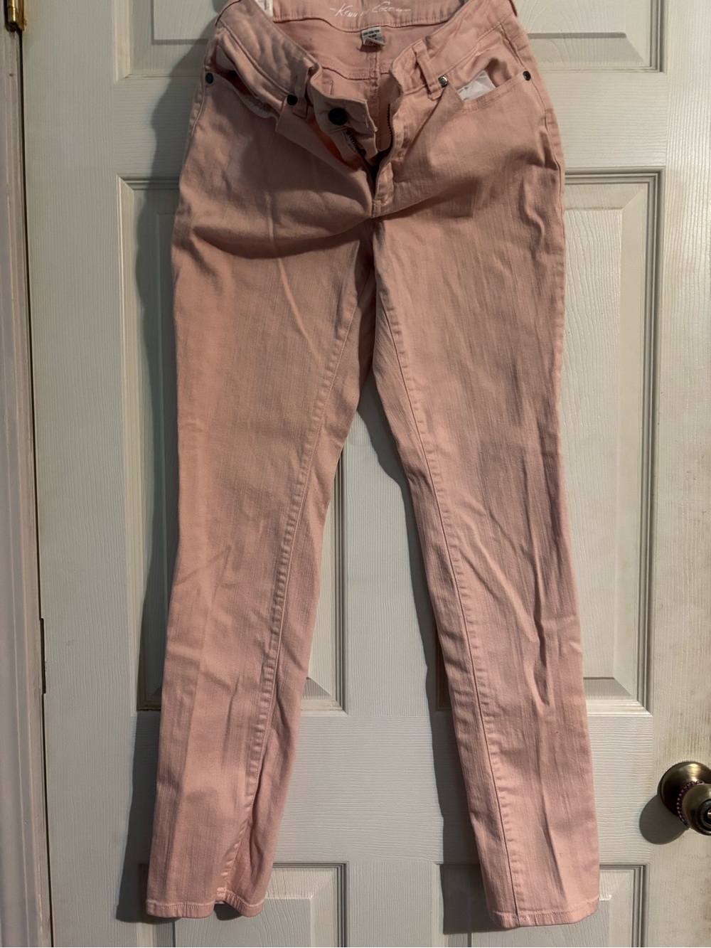 KENNETH COLE PINK JEANS
dusty rose skinny fit size 29